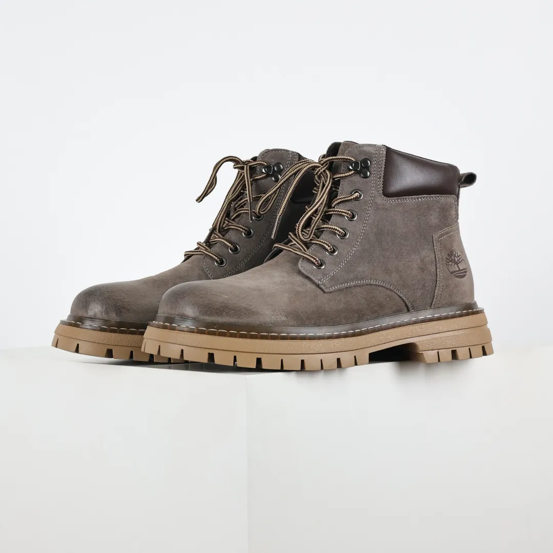 Text price 💰620 Core recommendation Good price Timberland Timberland/Timberland Customized low-top work shoes TB10088 The fabric is made of frosted cowhide to give you a perfect wearing experience. The quality is exquisite and durable. A must-have for sportsmen. Specializes in not being handsome. High-quality and first-class foot feel. Size: 38 39 40 41 42 43 44 One size larger